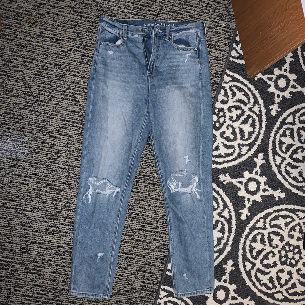 American eagle mom jean